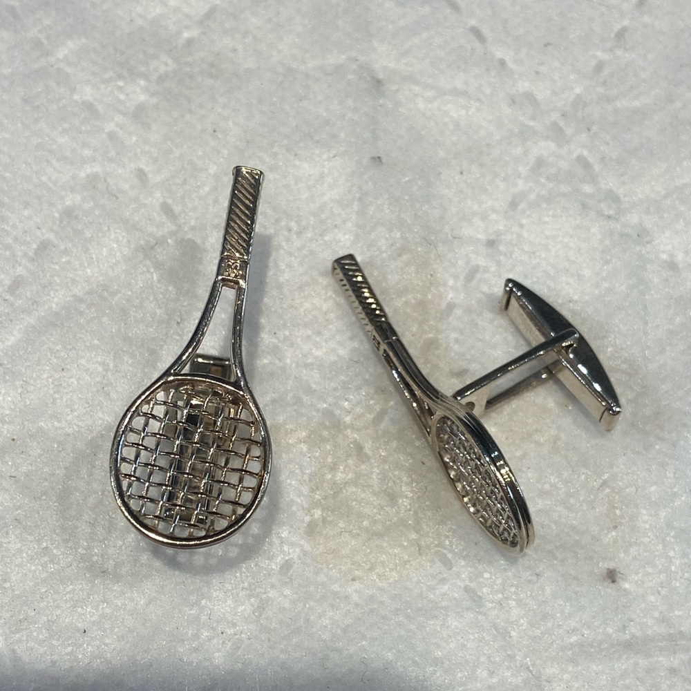 Tennis racket cuff links in Sterling Silver for the man who’s hard to buy for!